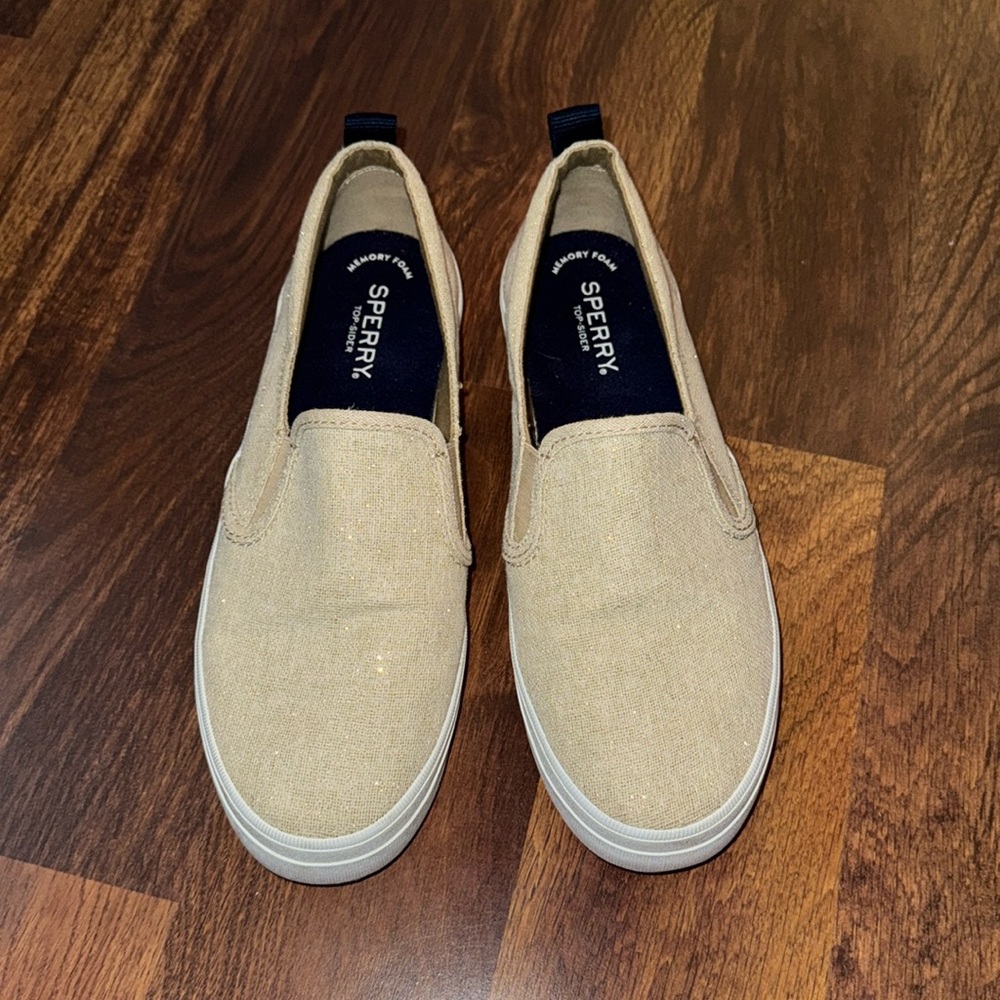 Sperry women’s slip on shoes